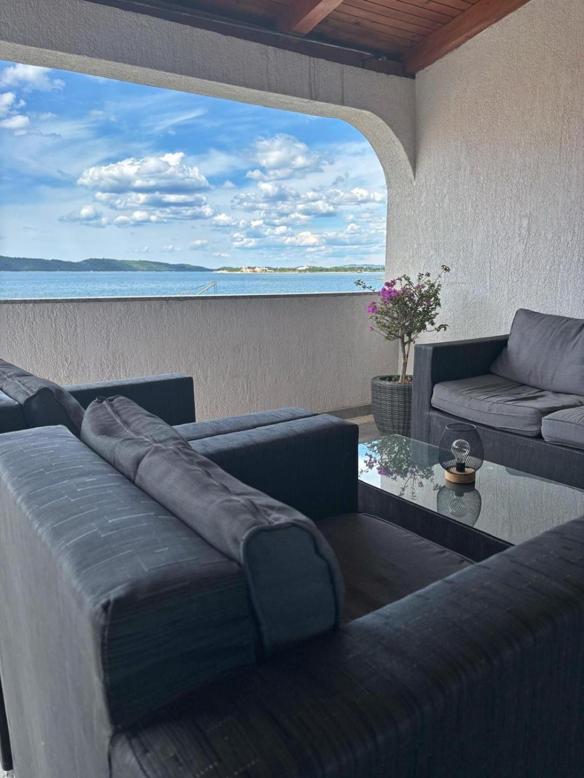 Apartman Luka Šibenik Exterior foto